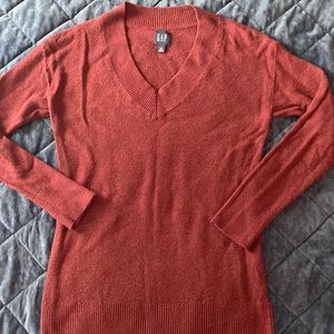 Maroon Gap sweater